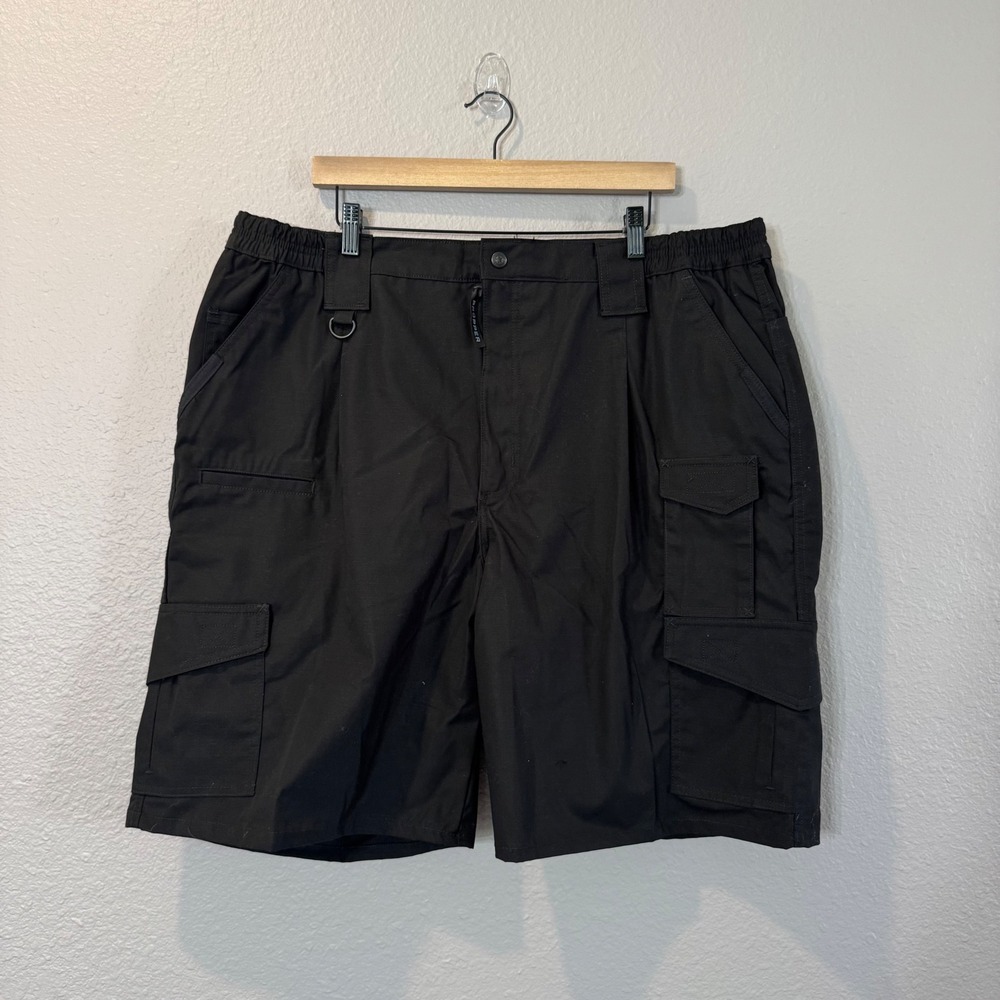 Propper Men's Size‎ 44 Black Tactical Soil Stain Resistant Cargo Shorts  F5253